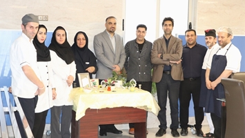 دیدار نوروزی مدیر و مدیر پرستاری بیمارستان ضیائیان با کارکنان در دومین روز از بهار طبیعت سال 1405