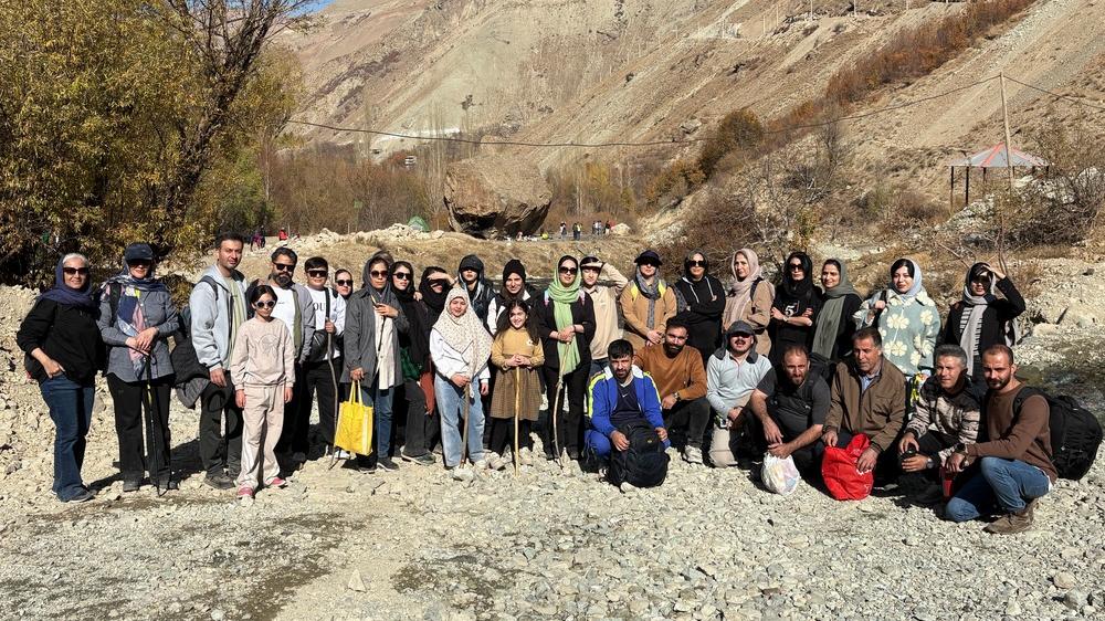 برگزاری تور یک‌روزه کارکنان بیمارستان ضیائیان به روستای شهرستانک و کاخ ناصری